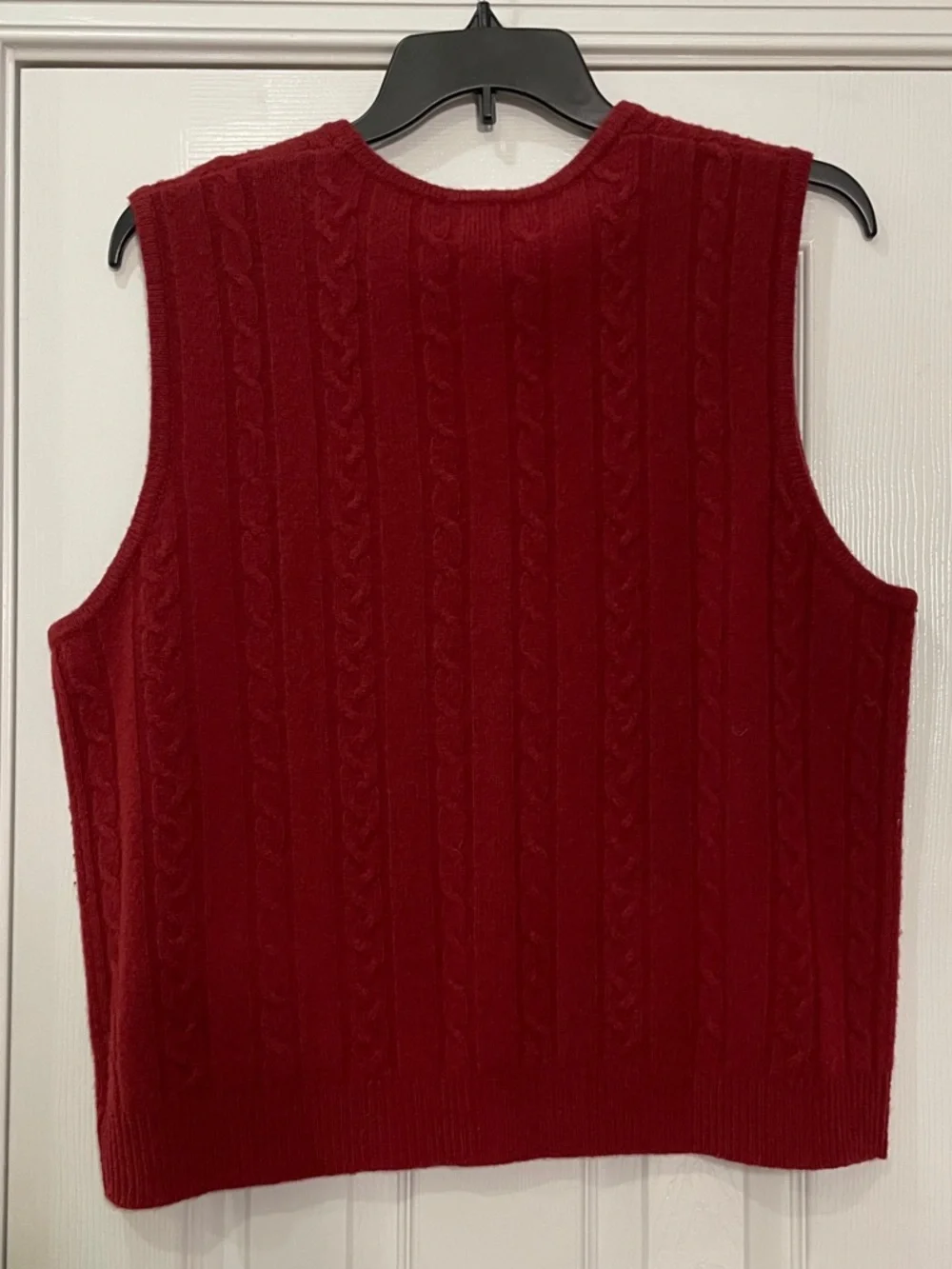 Vintage Eddie Bauer Dark Red Cable-Knit V-Neck Button Vest - Picture 5 of 10